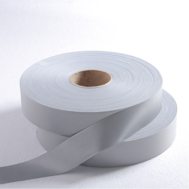 耐水洗、干洗亮銀TC反光布 亮度＞420