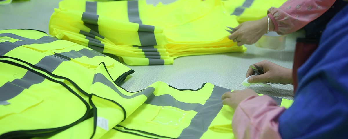 星華反光服裝質(zhì)檢